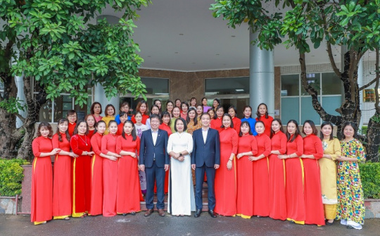 Than Thống Nhất - TKV hưởng ứng “Tuần lễ Áo dài” năm 2022