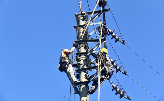 Tổng công ty Điện lực miền Bắc dẫn đầu điện thương phẩm trong toàn Tập đoàn