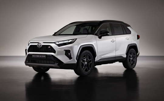 Toyota RAV4 GR Sport 2023 ra mắt: Đậm chất thể thao