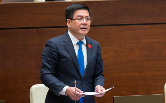 Bộ trưởng Nguyễn Hồng Diên tiếp thu, giải trình ý kiến về dự án Luật Dầu khí (sửa đổi)