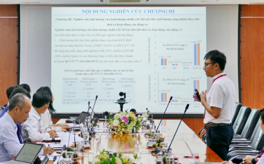 BSR - Nghiệm thu đề tài khoa học công nghệ về Olefin trong xăng thương phẩm