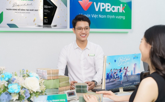 Tri ân dịp cuối 2022, VPBank tung ưu đãi trị giá hơn 1,6 tỷ đồng cho khách hàng gửi tiết kiệm