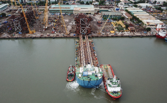 Hạ thủy thành công chân đế ZWP12, dự án phát triển mỏ Zawtika giai đoạn 1D