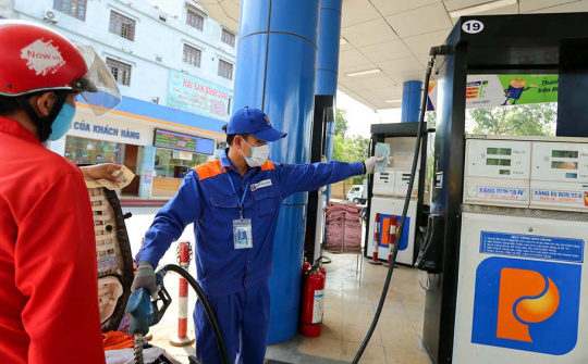 Công điện về giám sát, kiểm tra, xử lý vi phạm và ký biên bản cam kết với các DN xăng dầu