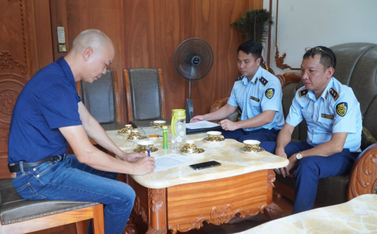 Cam kết cung ứng xăng dầu: Quản lý thị trường các tỉnh, thành phố ký với nhiều doanh nghiệp