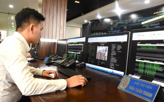 EVNHANOI ứng dụng công nghệ, nâng cao độ tin cậy cung cấp điện