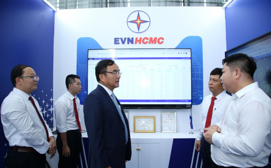 EVNHCMC giới thiệu các sản phẩm sáng tạo tại Hội nghị Khoa học và Công nghệ Điện lực năm 2022