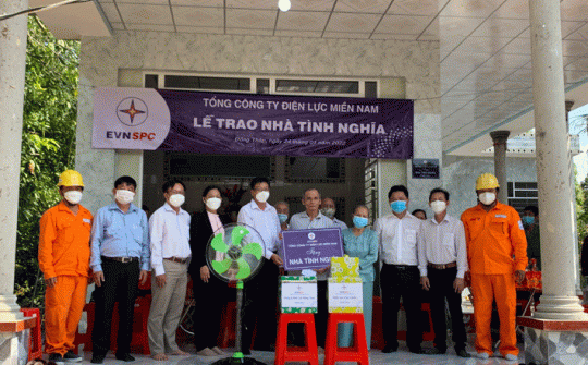 Điện lực Đồng Tháp: Nâng cao chất lượng phục vụ khách hàng trên nền tảng chuyển đổi số