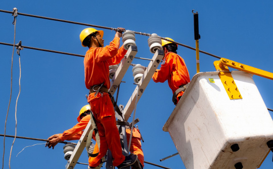 EVNSPC cùng ngành Điện quyết tâm tiết giảm chi phí