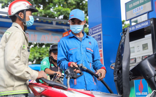 Quyết liệt thực hiện đồng bộ các giải pháp bảo đảm xăng dầu cho thị trường nội địa