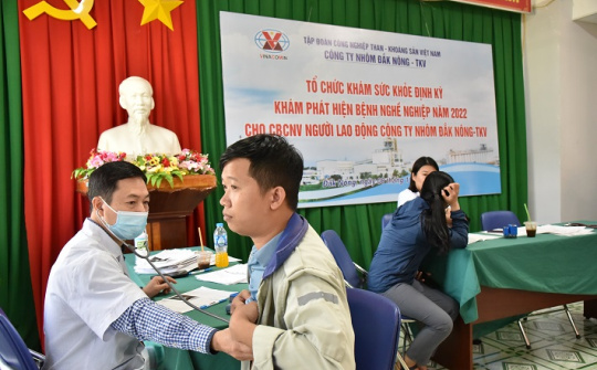 Nhôm Đắk Nông - TKV: Tổ chức khám sức khỏe định kỳ cho người lao động