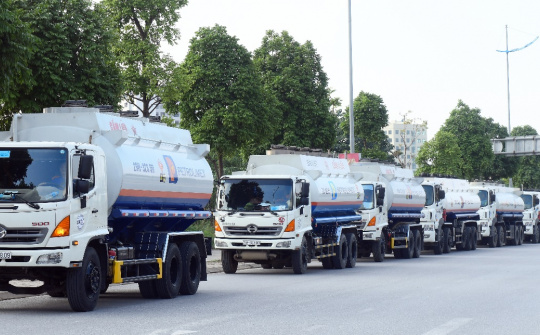 Petrolimex tăng thời gian bán hàng tại Hà Nội để phục vụ người tiêu dùng