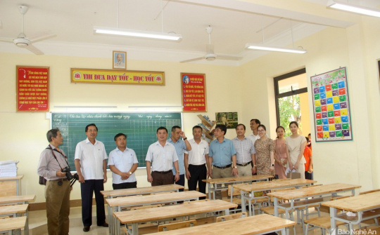 Nghệ An lắp đặt gần 60 mô hình lớp học đạt ánh sáng tiêu chuẩn và tiết kiệm năng lượng