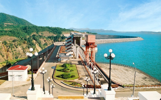 Công ty Thủy điện Ialy đạt mốc sản xuất 100 tỷ kWh điện