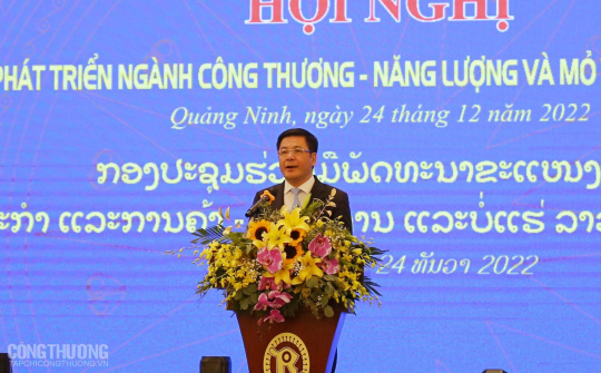 Việt Nam - Lào: Nâng tầm quan hệ hợp tác, cùng nhau phát triển, vững vàng vượt qua thách thức