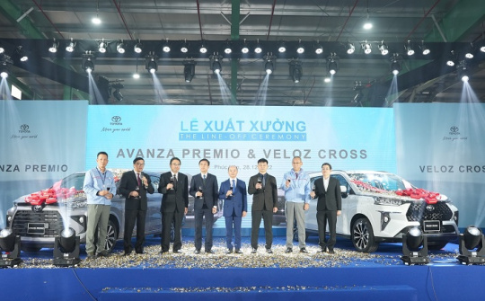 Toyota Việt Nam xuất xưởng xe Veloz Cross và Avanza Premio