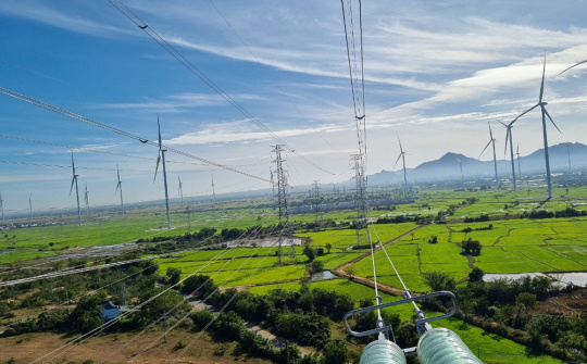 Đóng điện đường dây 220kV Ninh Phước - Thuận Nam: