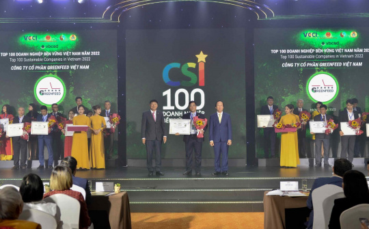 GREENFEED được vinh danh Top 100 Doanh nghiệp Bền vững năm 2022 lĩnh vực sản xuất