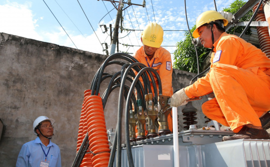 Ngành điện miền Nam triển khai chương trình tri ân khách hàng sử dụng điện 2022