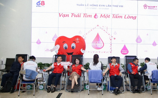 EVN tổ chức "Tuần lễ hồng EVN" lần thứ VIII