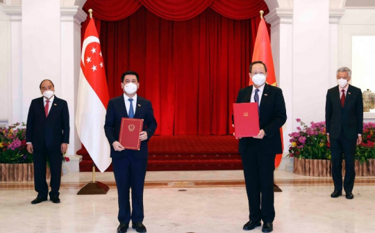 Một số hoạt động của Bộ trưởng Nguyễn Hồng Diên trong khuôn khổ chuyến thăm cấp Nhà nước của Chủ tịch nước Nguyễn Xuân Phúc và phu nhân tới Xinh-ga-po