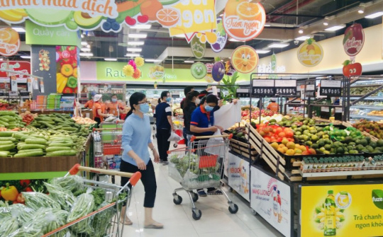 Thị trường Tết Nhâm Dần: Hàng hóa dồi dào, giá cả ổn định