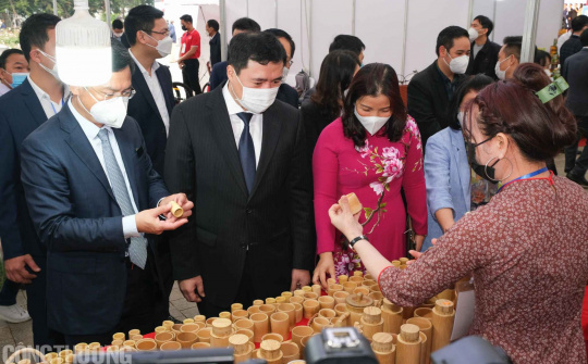 Ngày Quyền của Người tiêu dùng Việt Nam năm 2022: Tiêu dùng an toàn trong thời kỳ bình thường mới