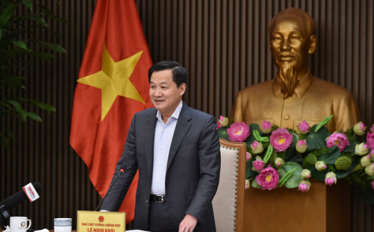 Kiểm soát chặt chẽ giá các mặt hàng thiết yếu; không để xăng dầu thẩm lậu qua biên giới