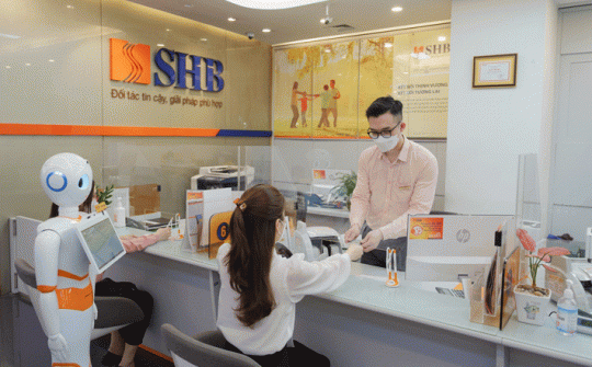 SHB đưa Robot thông minh vào phục vụ giao dịch khách hàng