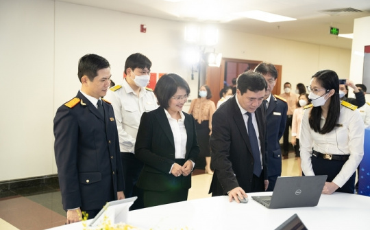 BIDV phối hợp với Tổng cục Thuế triển khai dịch vụ  nộp thuế qua ứng dụng eTax Mobile