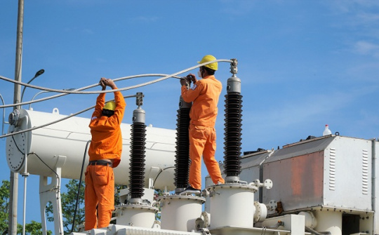 EVNSPC cảnh báo sử dụng điện mùa nắng nóng