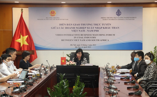 Đẩy mạnh nhập khẩu than từ Nam Phi, góp phần đảm bảo nguồn cung than cho sản xuất