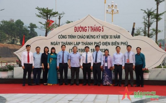 Thành phố Điện Biên Phủ gắn biển tên Đường 7 tháng 5