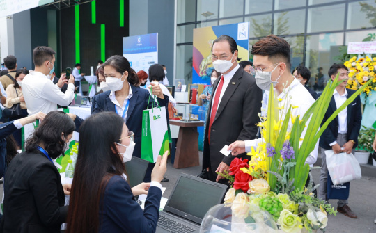 Hơn 200 doanh nghiệp hợp tác toàn diện tại Partner Day LHC