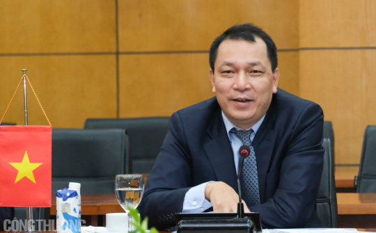 Việt Nam - Singapore: Thiết lập nền tảng hợp tác bền vững trong lĩnh vực năng lượng