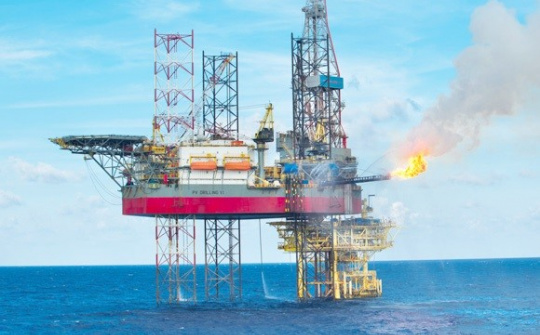 Giàn khoan PV DRILLING VI chuẩn bị được triển khai tại bể Nam Côn Sơn