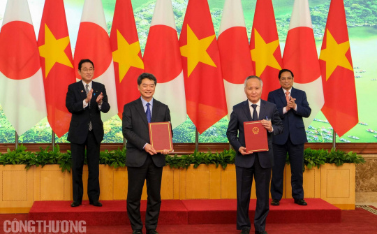 Bộ Công Thương Việt Nam và Bộ Kinh tế, Thương mại, Công nghiệp Nhật Bản ký kết Bản ghi nhớ hợp tác ngăn ngừa gián đoạn chuỗi cung ứng