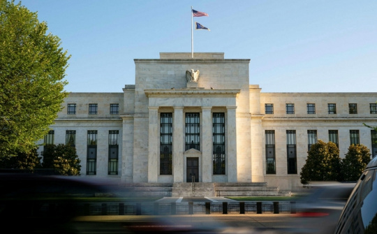 FED có thể tiếp tục tăng mạnh lãi suất cơ bản thời gian tới