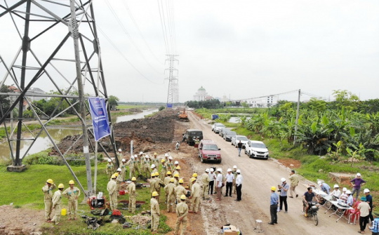 Truyền tải điện Ninh Bình - PTC1 sẵn sàng ứng phó với thiên tai, bão lũ