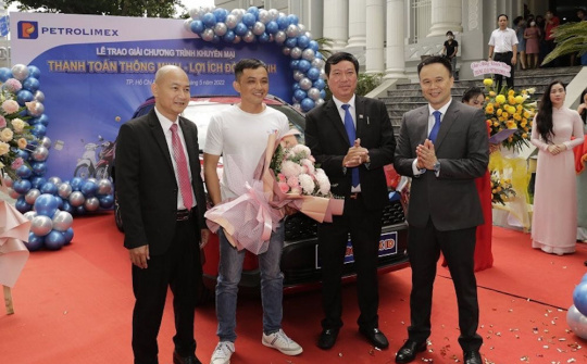 Petrolimex: Trao giải Chương trình “Thanh toán thông minh - Lợi ích đồng hành” trên toàn quốc