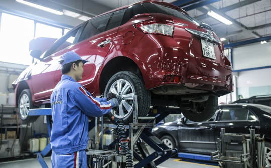 Toyota Việt Nam triển khai chương trình ưu đãi An tâm bảo dưỡng - Vững bước hành trình