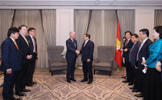 Thủ tướng thúc đẩy quỹ lớn hàng đầu thế giới đầu tư nhiều hơn tại Việt Nam