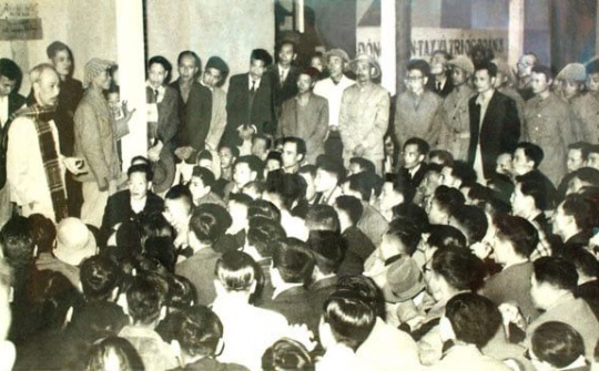 Tập đoàn Điện lực Việt Nam làm theo lời Bác