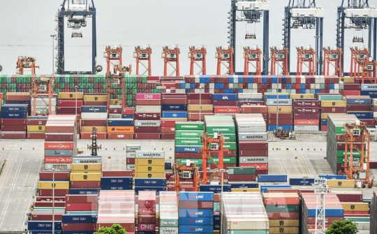 Ảnh hưởng của đại dịch Covid-19 đến nền kinh tế thế giới và ứng phó của Việt Nam