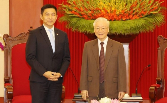 Tổng Bí thư Nguyễn Phú Trọng tiếp Chủ tịch Quốc hội Singapore