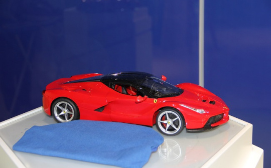 “Vải chống cháy Vinatex - Kova” sắp ra mắt thị trường