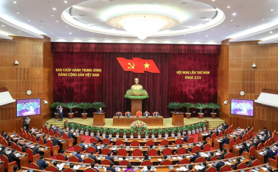 Thông cáo báo chí ngày làm việc thứ năm của Hội nghị Trung ương 5