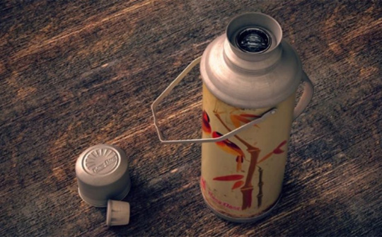 [Truyền thống Công Thương] Đi đẻ, nhớ xách theo cái phích Rạng Đông