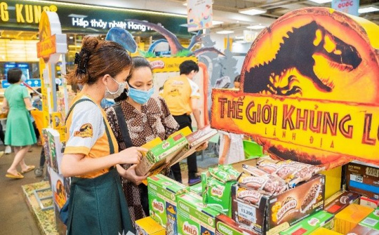 Bánh ngũ cốc ăn sáng Nestlé hợp tác đưa Jurassic World: Dominion đến Việt Nam