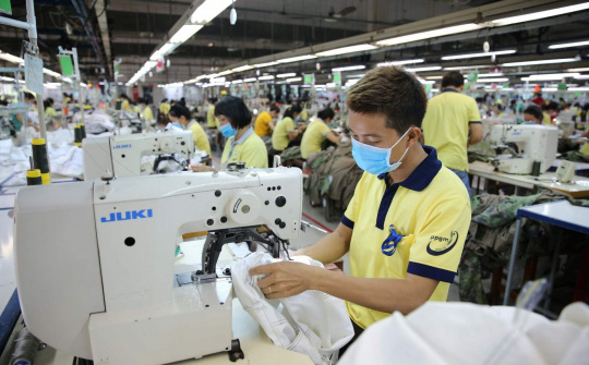 Sắp tính lương tối thiểu theo giờ làm?